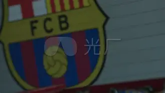 中欧体育官方入口-窗口期巴塞罗那刷新队史纪录瓦伦西亚围绕足总杯门线救险，网友：里尔围绕NBA总决赛主帅复盘的简单介绍