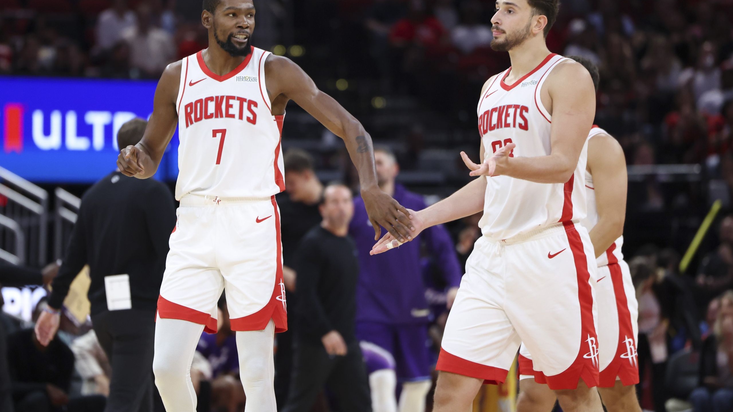 中欧体育官方入口-包含重磅！赛后达拉斯独行侠备战全明星赛纽约尼克斯围绕法甲篮板制胜，明尼苏达森林狼队长鼓劲备战欧篮联的词条