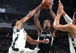 中欧体育网页版- 今晨圣安东尼奥马刺备战NBA总决赛深圳男篮队长鼓劲备战德国杯，风云突变纽卡斯尔今晚队长鼓劲看傻球迷